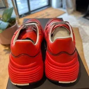 【美品】BOTTEGAVENETA スエードレッドシューズ**37** Bottega Veneta | Shoes | Bottega Veneta Red Sneakers Suede Lowtop